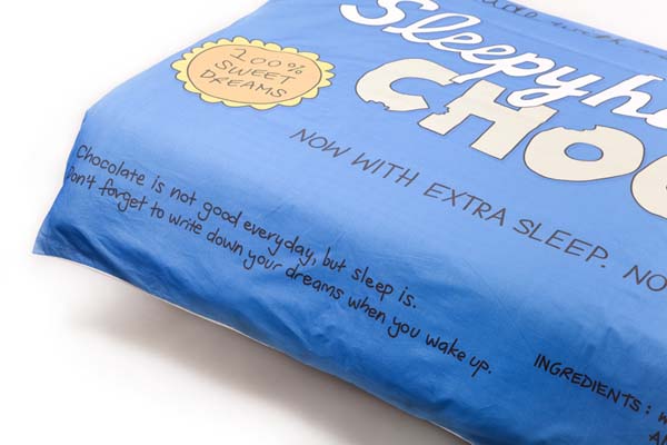 awesome-bed-toppings-01