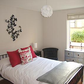 contemporary- two-bedroom-interior-design-ideas-london-09