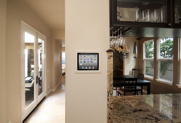 home-security-with-ipad