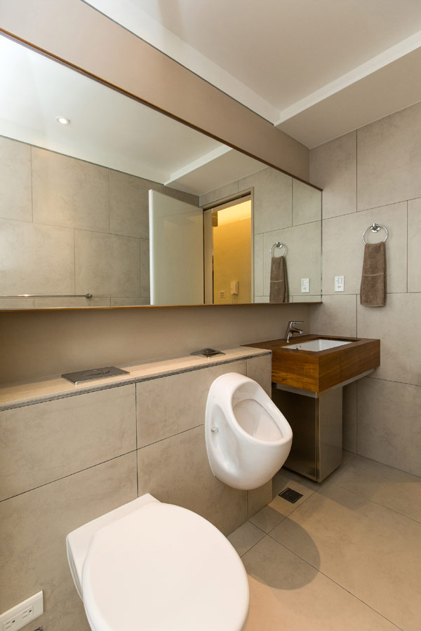 elegant-apartment-to-art-and-music-20