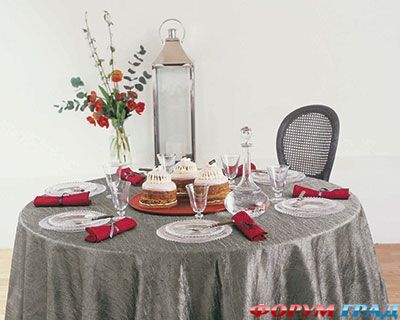 стол в серебряно снежных тонах-7