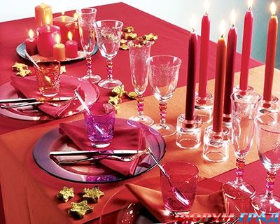 Сервировка новогоднего стола в стиле венецианского карнавала