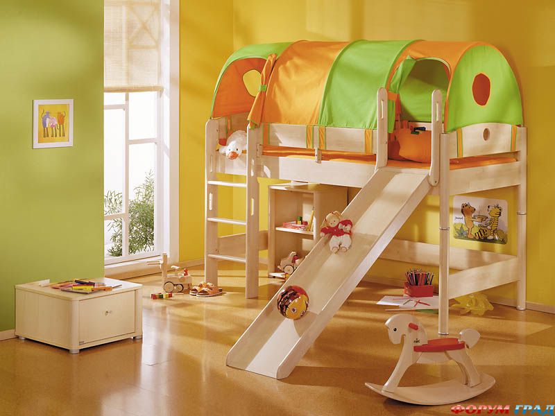 кровать с горкой