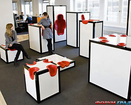 компьютерный стол, миниатюрное рабочее место