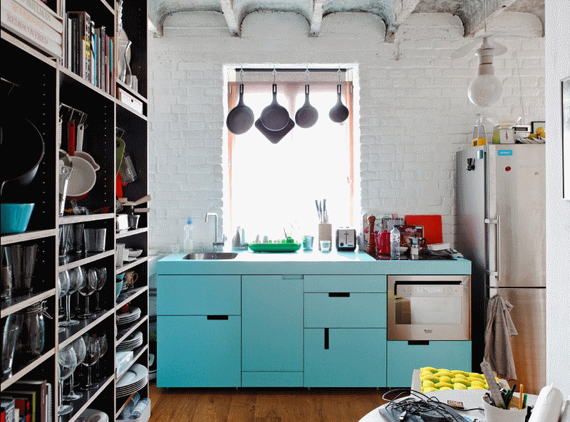 blue-and-light-kitchens-16