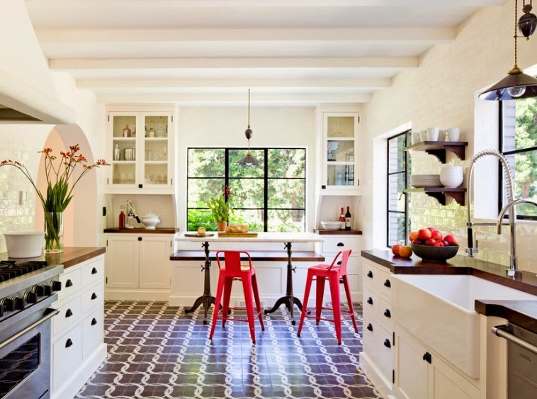 bright-acsents-in-interior-35