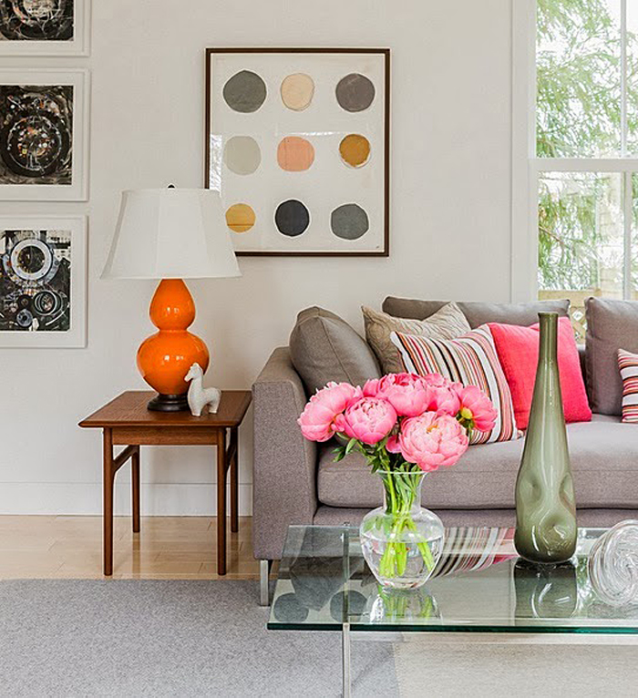 bright-acsents-in-interior-41