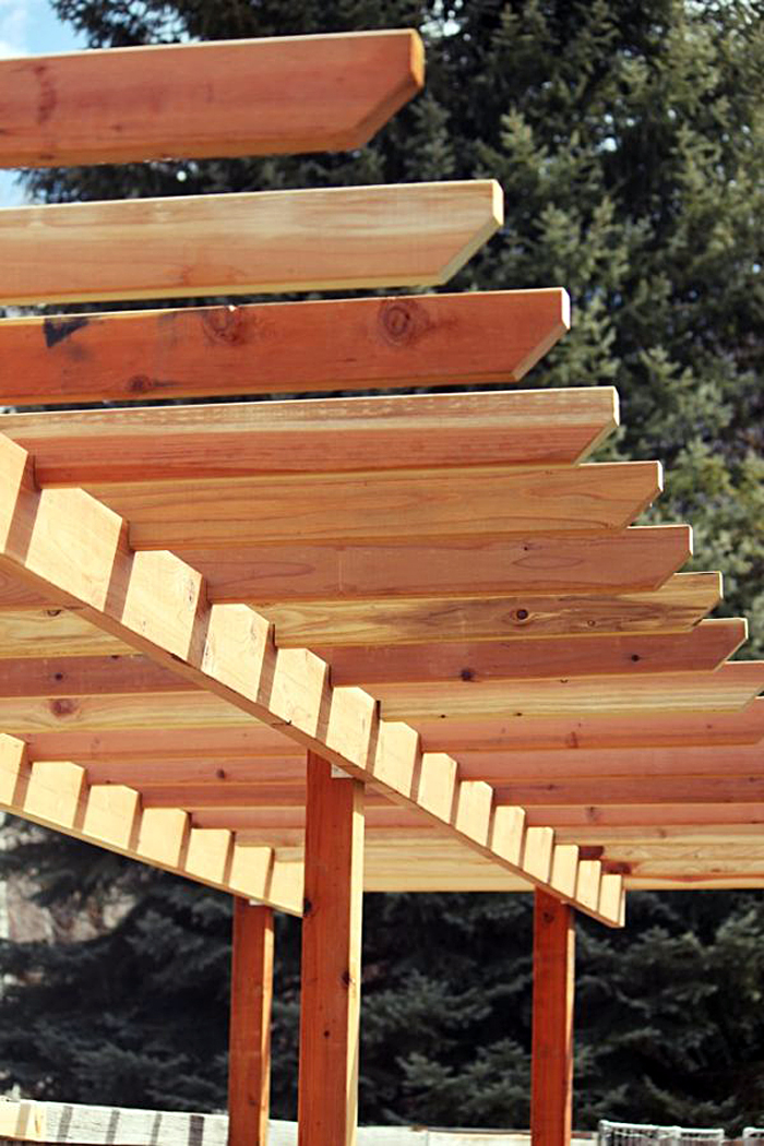 build-grape-arbor-step-17