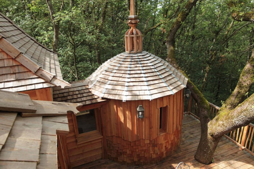 chateau-hautefort-treehouse-2