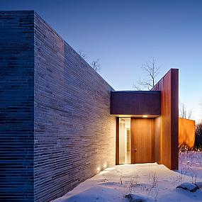 contemporary-woods-house-2