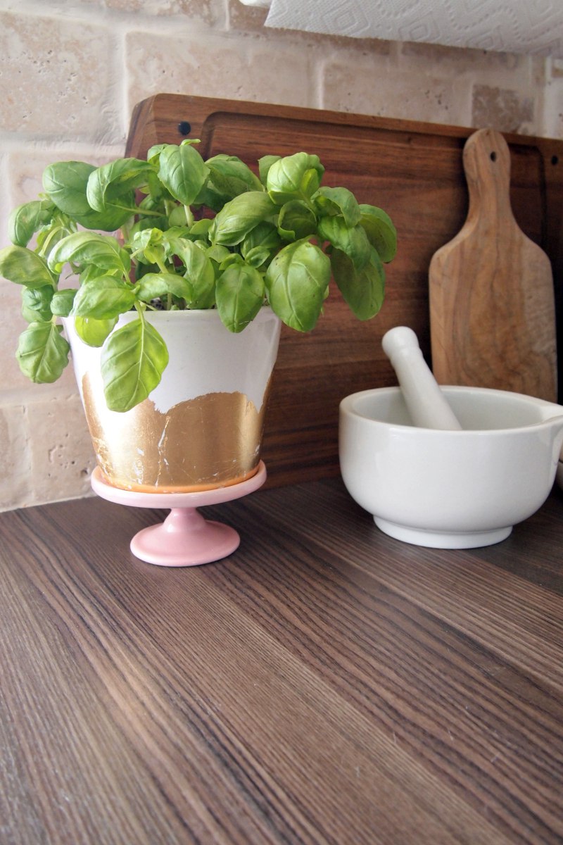 diy-herb-planters-metallic-11