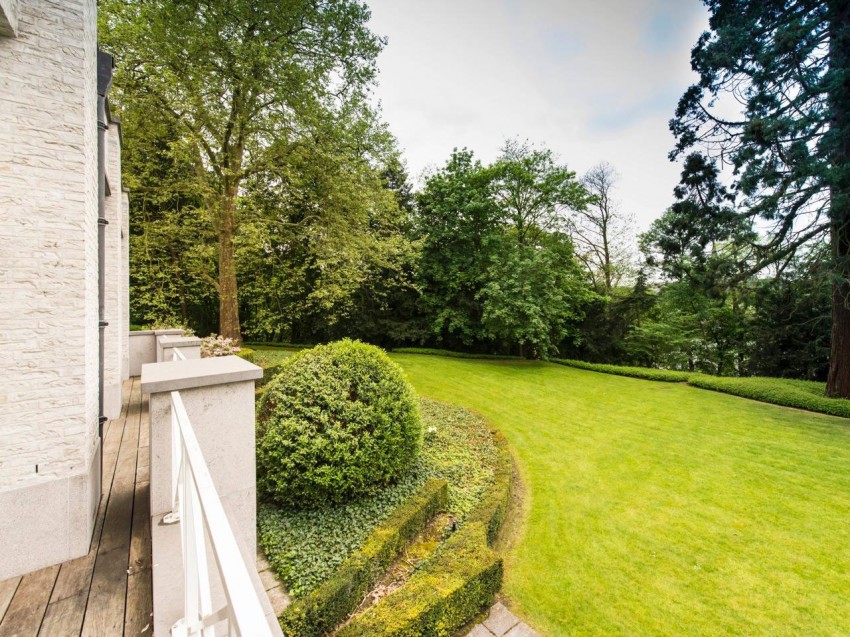 elegant-apartment-brussels-1