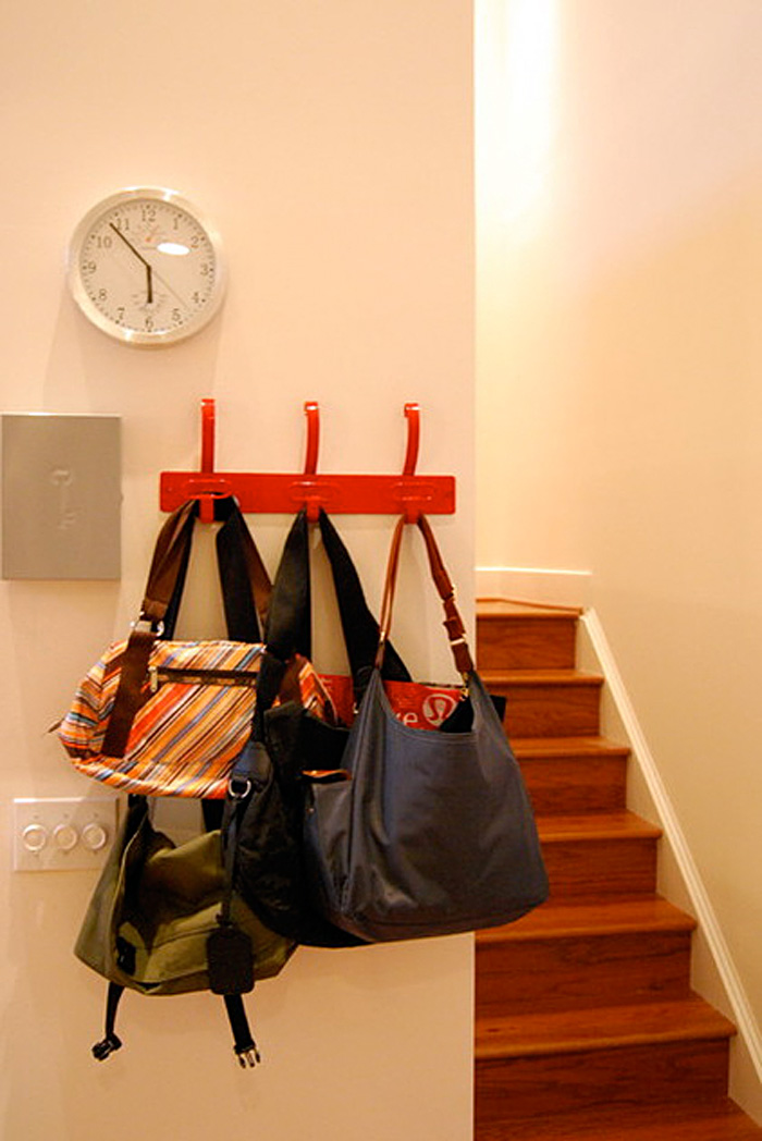 get-organized-place-purse-11