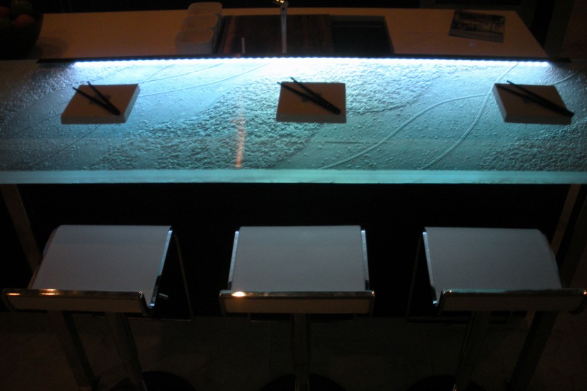 glass-revolutioning-kitchen-ideas-2
