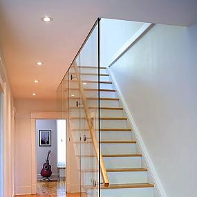 glass-staircase-walls-stand-20