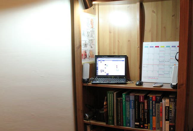inexpensive-diy-standing-desks-10