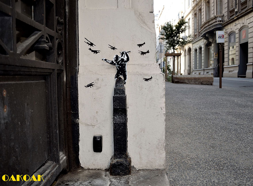 oakoak-clever-street-art-23