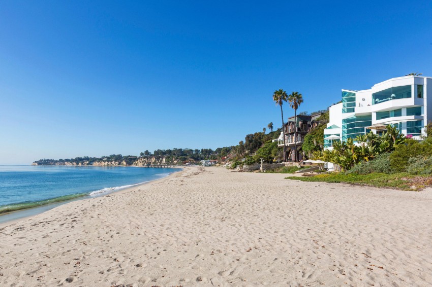 paradise-cove-beach-home-1