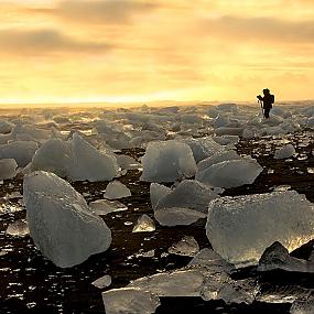 stunning-landscape-photo-icesand-24