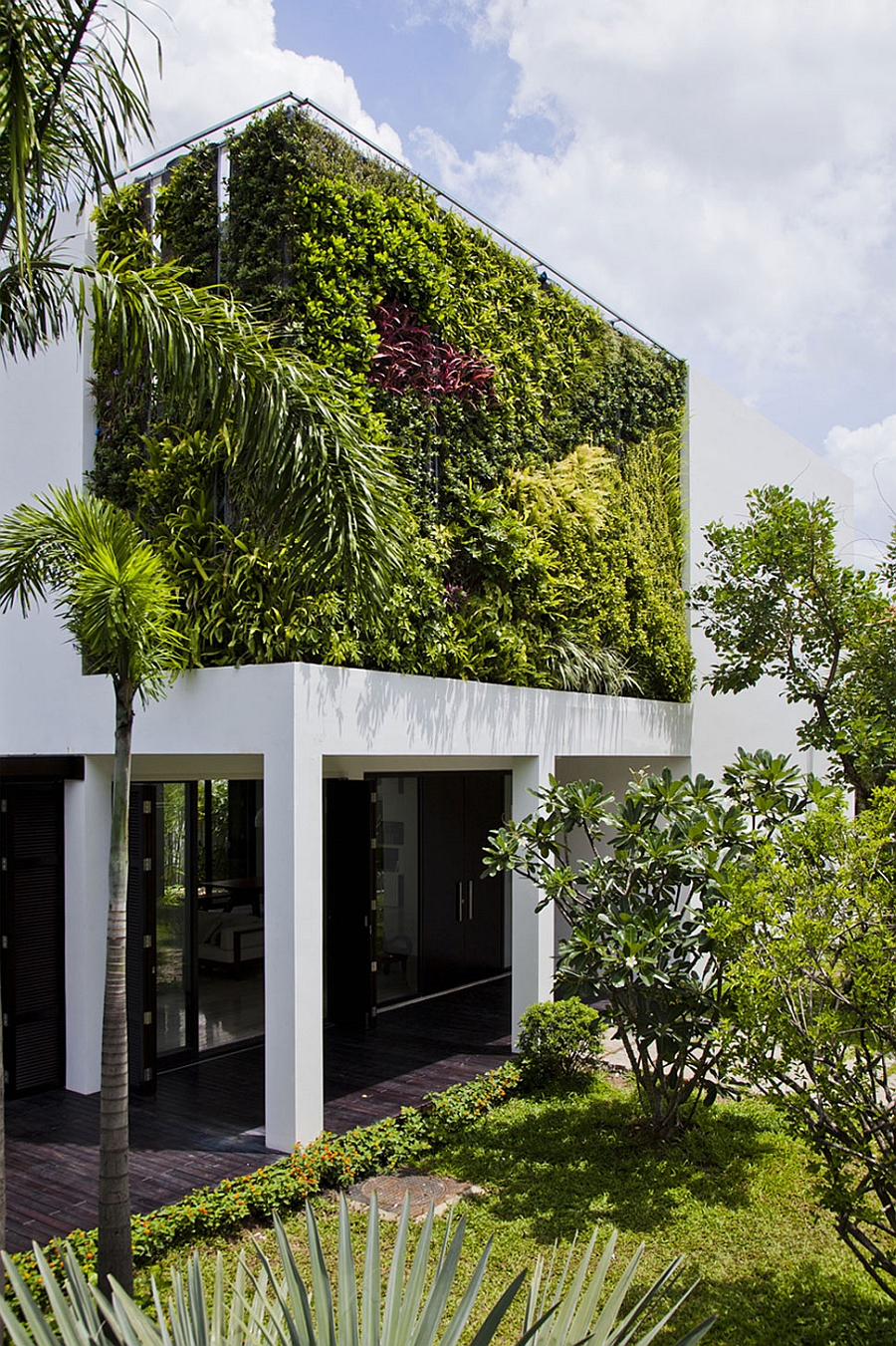 vietnam-green-wrapped-villa-14