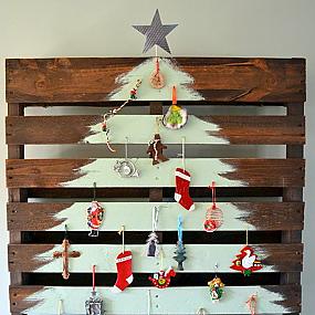 wall-trees-small-christmas-1