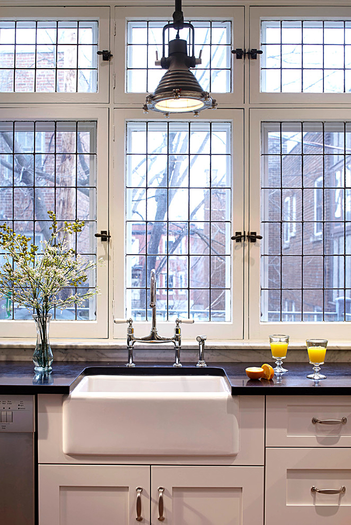 which-faucet-farmhouse-1