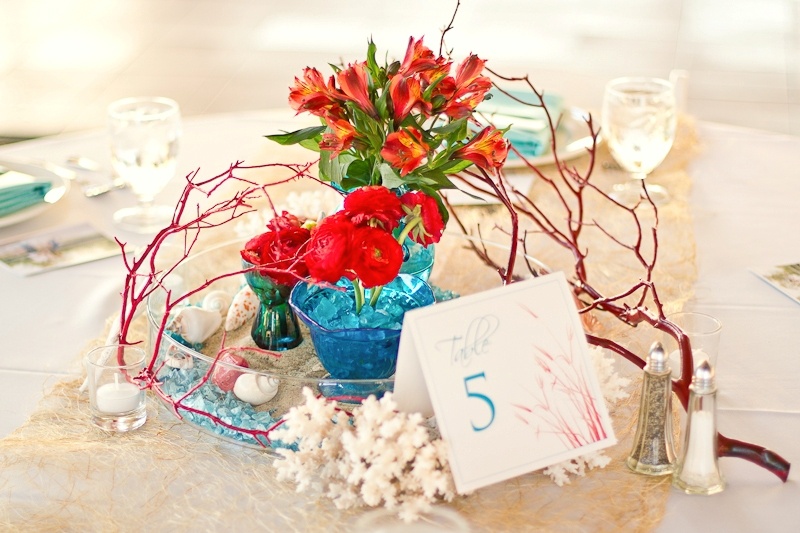 amazing-beach-wedding-centerpieces-25