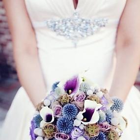 beautiful-bright-summer-wedding-bouquets-09