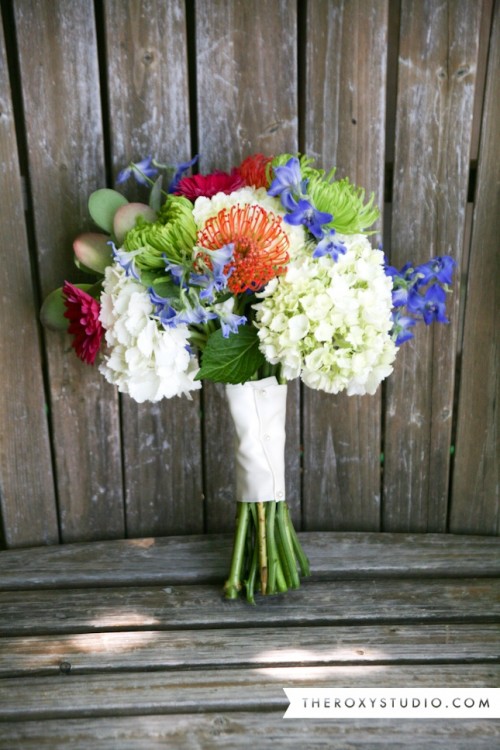beautiful-bright-summer-wedding-bouquets-20