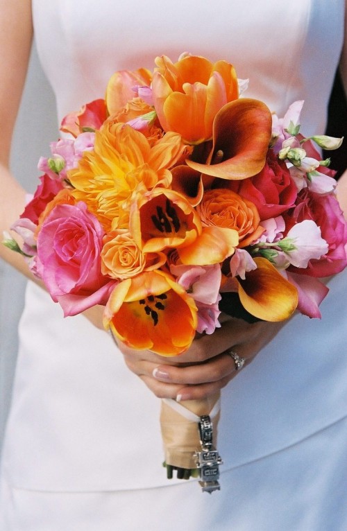 beautiful-bright-summer-wedding-bouquets-30