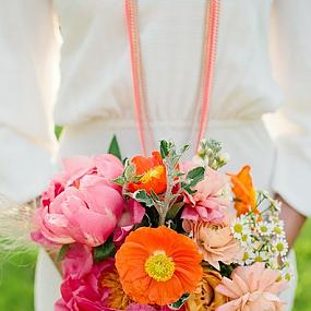 beautiful-bright-summer-wedding-bouquets-40