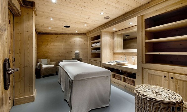 chalet-le-petit-chateau-in-courchevel-16