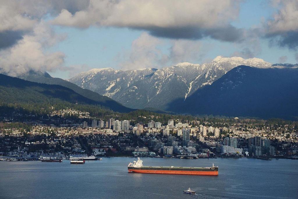 luxury-living-in-vancouver-04