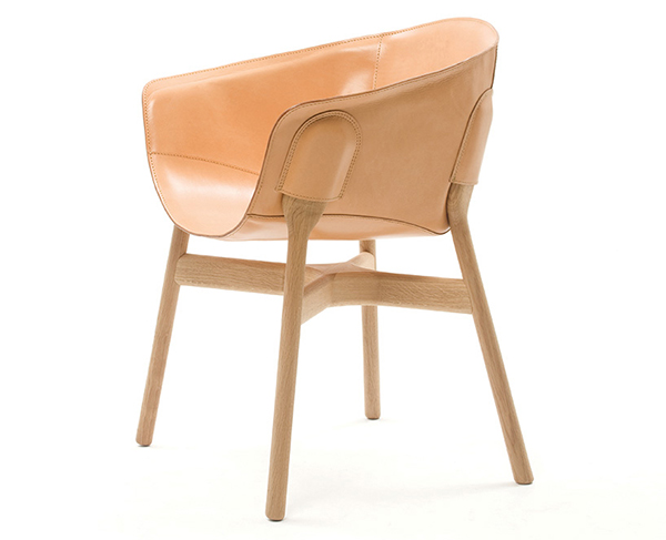 pocket-chair-looking-1