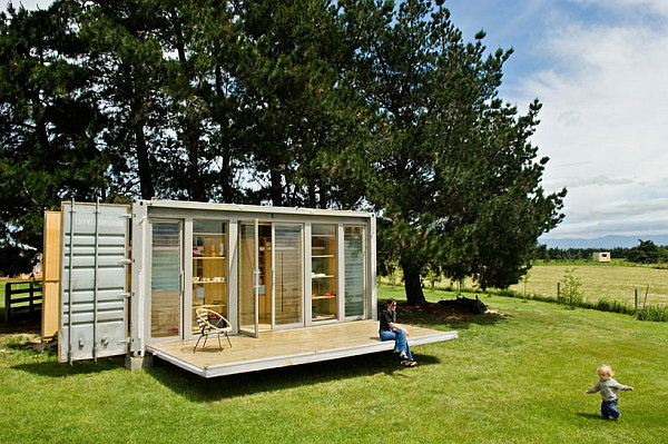 port-a-bach-shipping-container-14