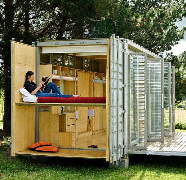 port-a-bach-shipping-container-6