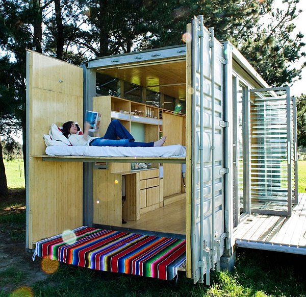 port-a-bach-shipping-container-8