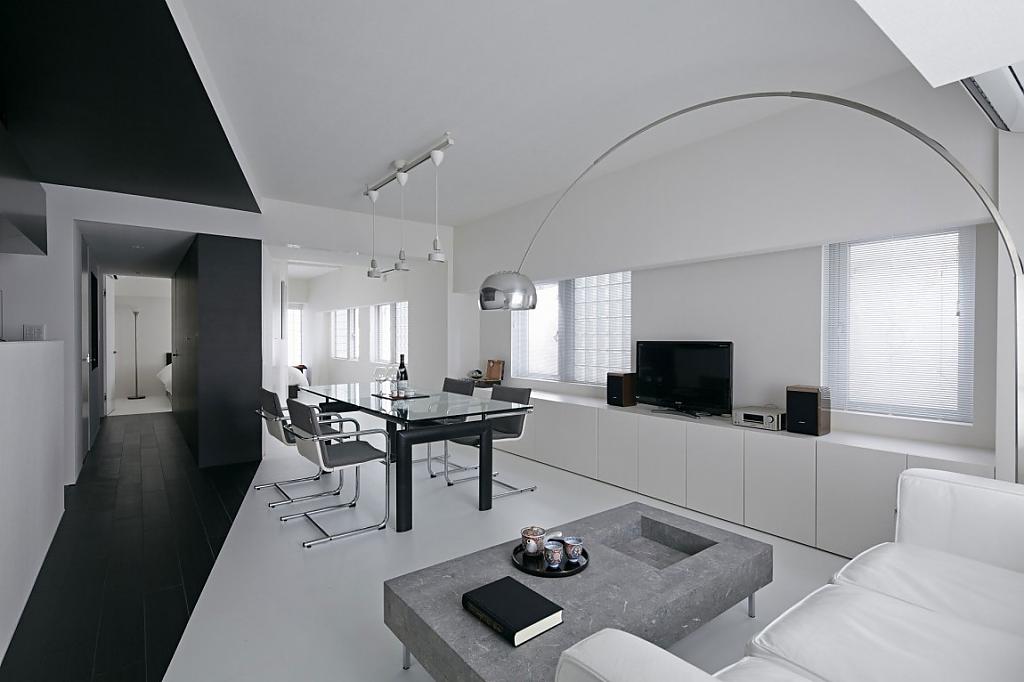 room-407-panda-3