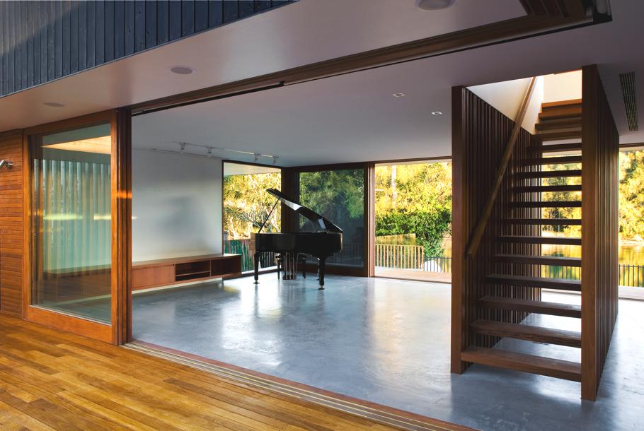 credit-simon-whitbread-09