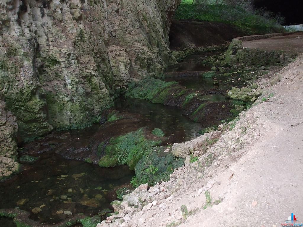 Деветашка пещера