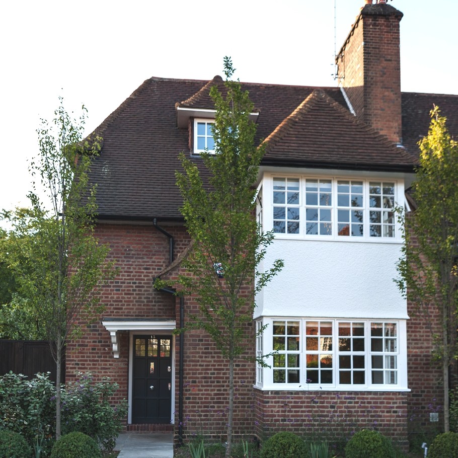 contemporary-interior-design-london-property-03