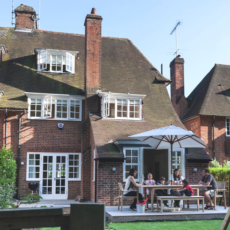 contemporary-interior-design-london-property-04