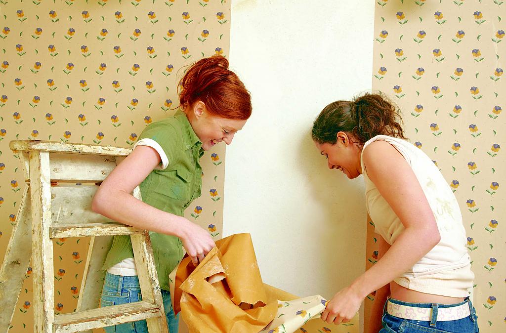 diy-wallpaper-removal