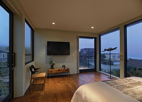 house-with-high-protection-against-the-flood-02