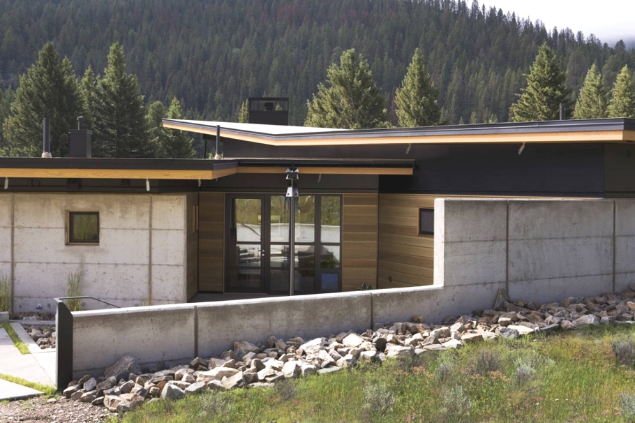 river-bank-house-montana-09