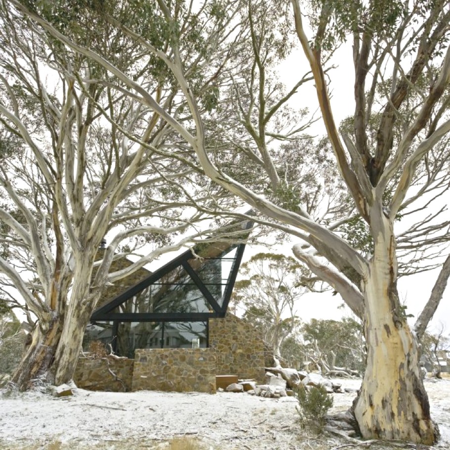 under-the-moonlight-house-australia-01