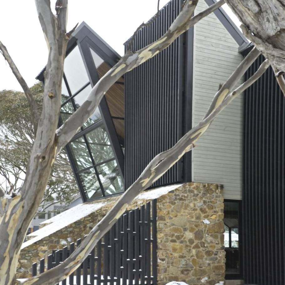 under-the-moonlight-house-australia-02