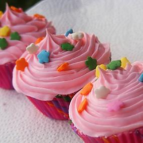 diy-cupcake-bath-bombs-01