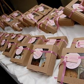 the-cookie-table-diy-reception-ideas-01