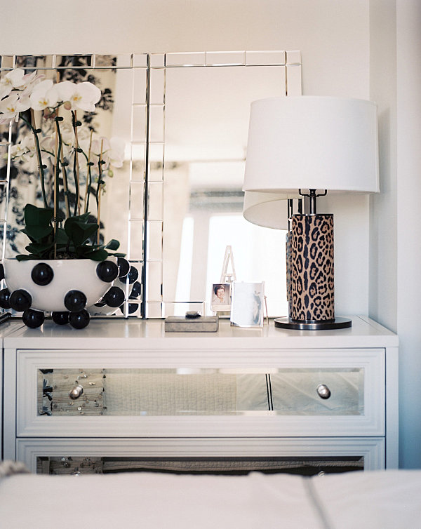 bedroom-decor-ideas-for-a-sleek-space-09